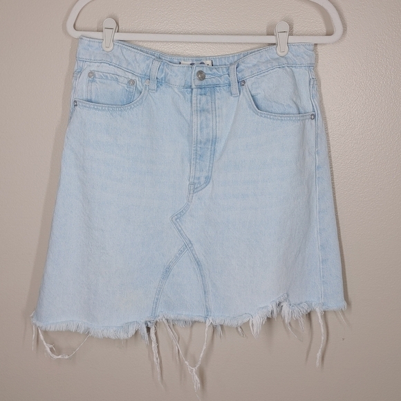 We The Free Distressed Light Wash Button Fly Denim Skirt Size 30 - Picture 10 of 10